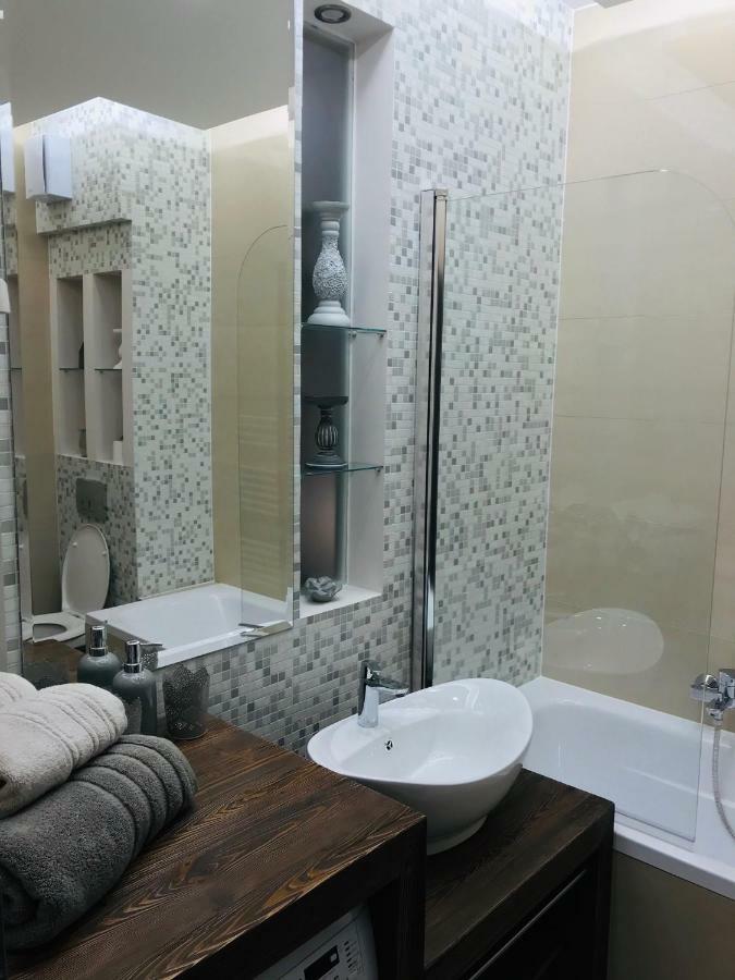 Orient Suite ชาร์วาร์ ภายนอก รูปภาพ